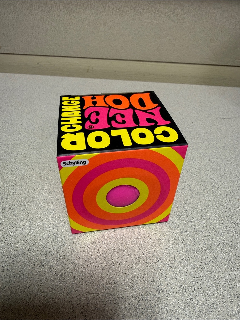 🌈 Schylling Color Change NeeDoh Sensory Fidget Toy 🌈